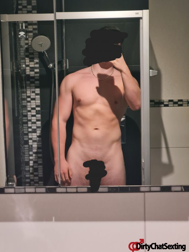 Nude photo of janxog #d1465f645a72073c